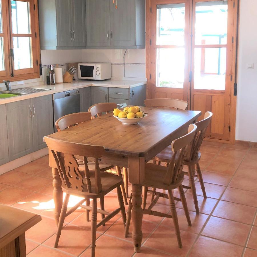 Cortijo Rocas Altas Villa Iznájar Kültér fotó